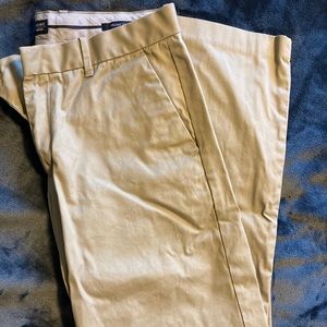 Men’s GAP Khakis Tailored 32x30 Straight fit